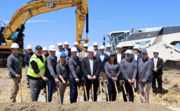 IDI Logistics and Peak Construction Corporation break ground on warehouse in Joliet