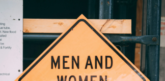 Illinois bill would require separate washrooms, menstrual products and lactation spaces on construction sites